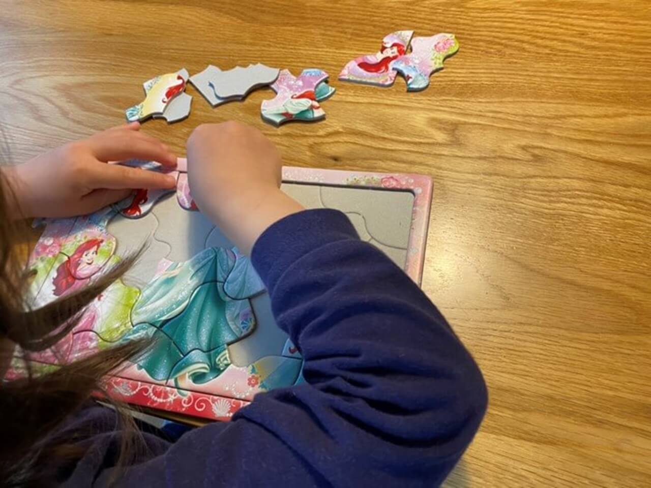 2歳 3歳児でパズルができない時のコツ 何ピースからやるのがおすすめ トイペディア おもちゃサブスクで知育